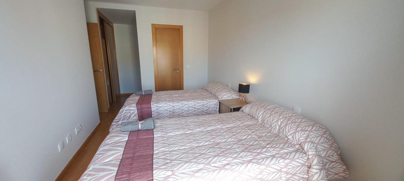 Apartamento Con 2 Dormitorios, Garaje Y Terraza Junto A 巴利亚多利德 外观 照片